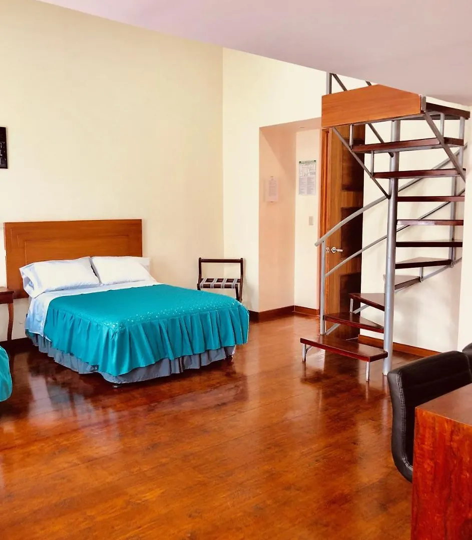 Tarqui Hotel & Suites Cuenca