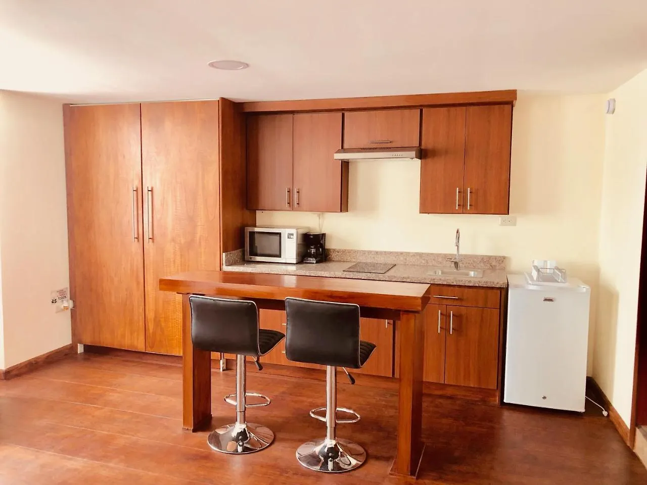 Tarqui Hotel & Suites Cuenca
