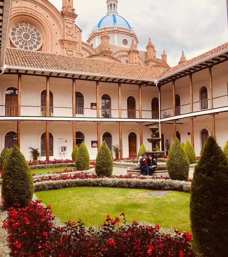 ***  Tarqui Hotel & Suites Cuenca Ecuador