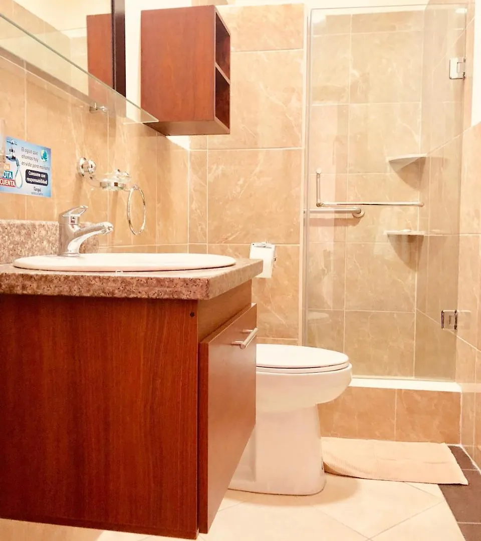 Tarqui Hotel & Suites Cuenca