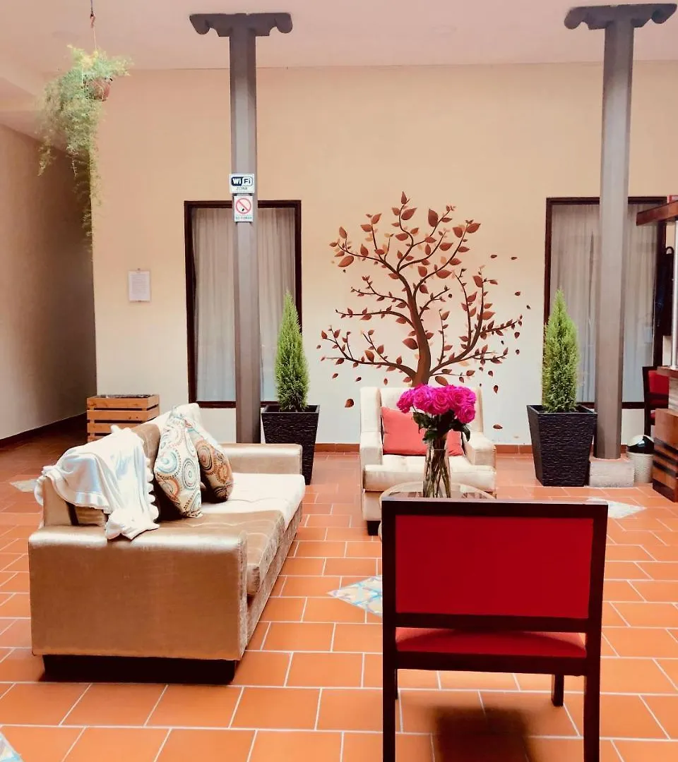 Tarqui Hotel & Suites Cuenca